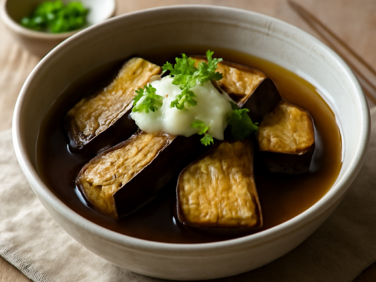Agedashi Nasu – Gebratene Auberginen in Dashi-Brühe