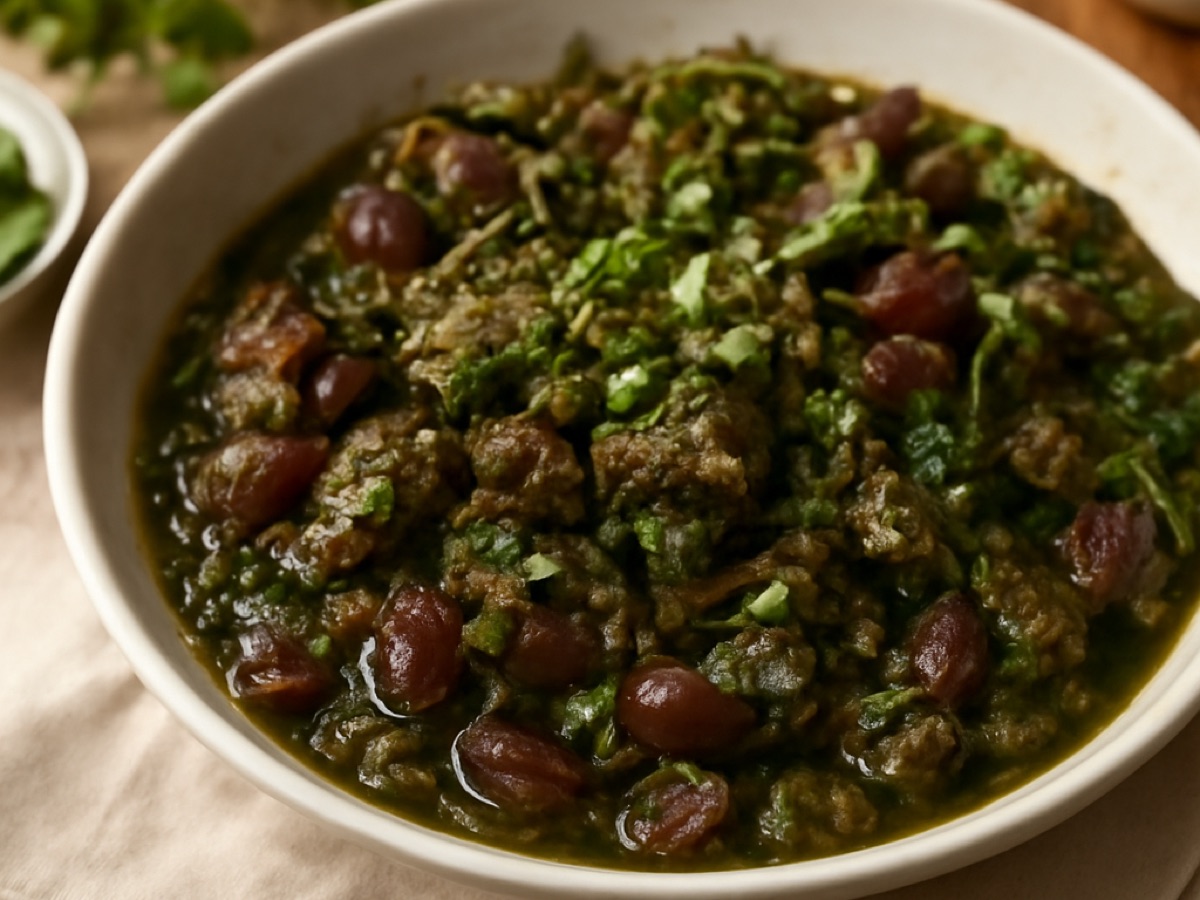 Khoresht-e Gormeh Sabzi – Persisches Schmorgemüse mit Kräutern und Bohnen